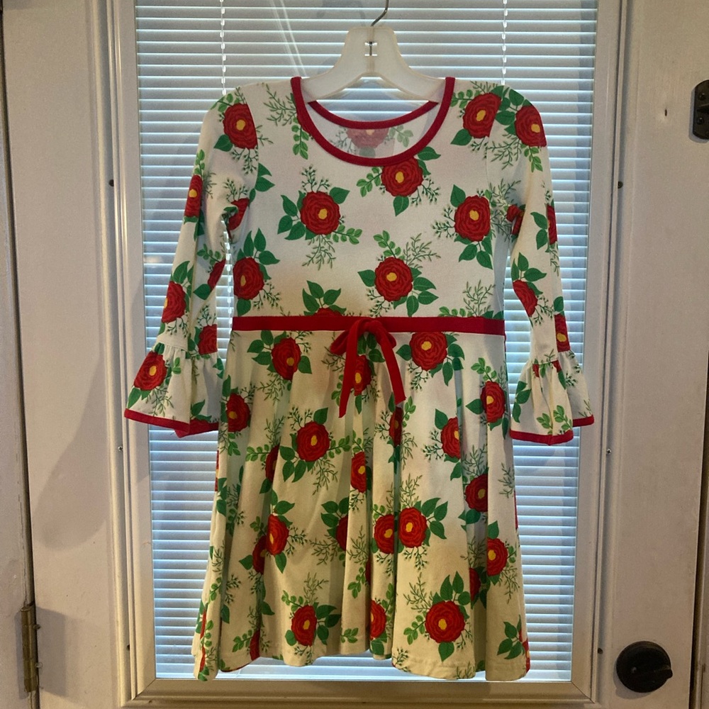 Size 6/7 Eleanor Rose Christmas dress